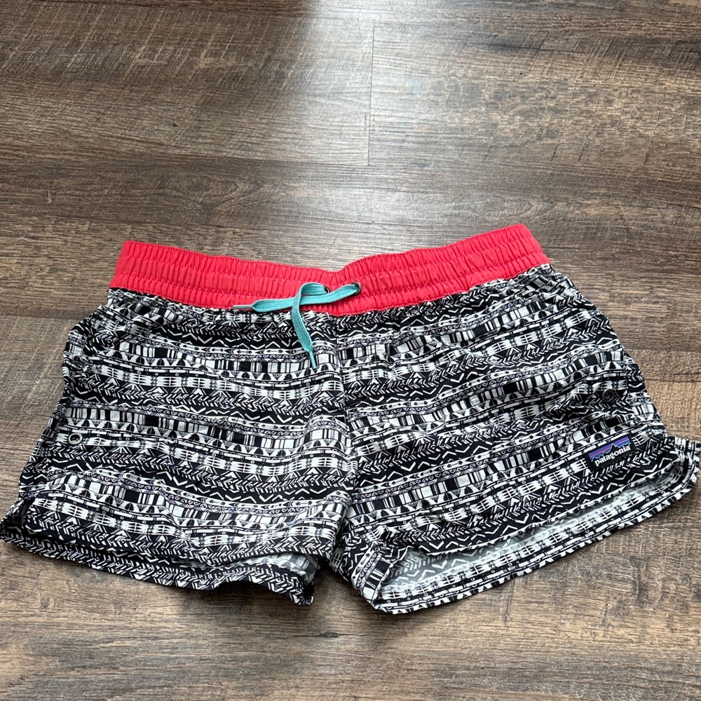 Patagonia Black & White Patterned Athletic Shorts with Pink Waistband